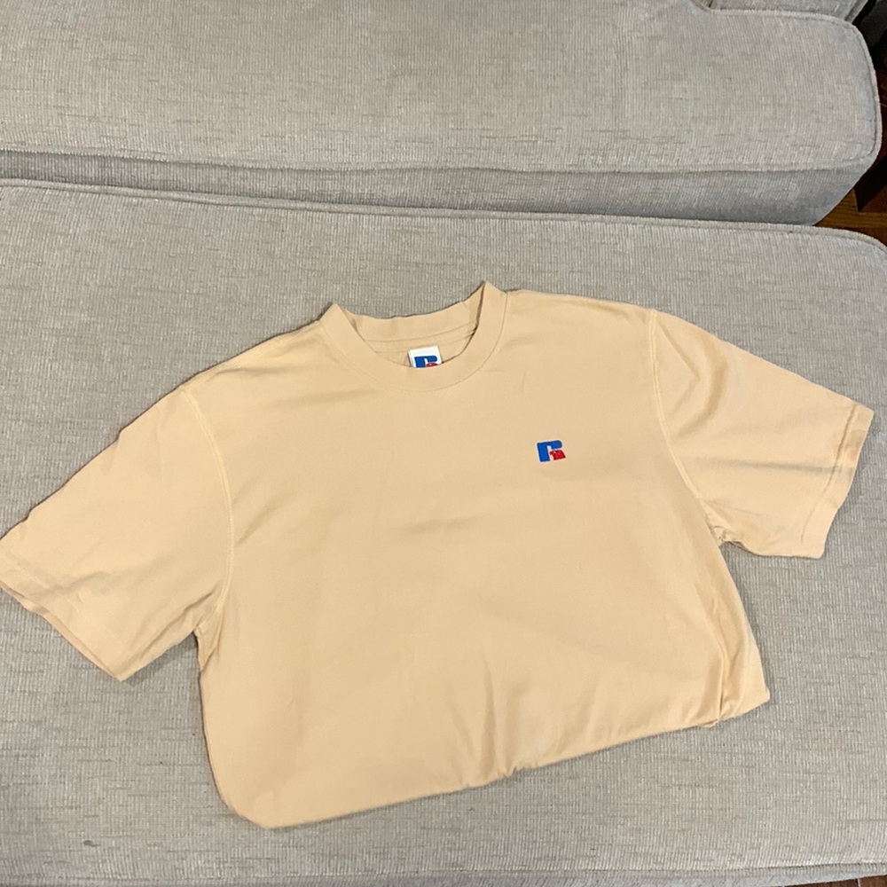 ☀️ 3 for $30 Russell Athletics T Shirt